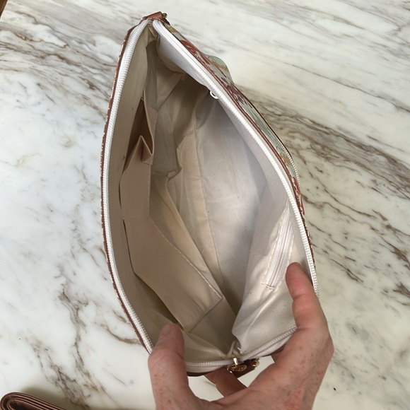 Lola Miller Hawaiian lei print handbag NWOT - Picture 5 of 5